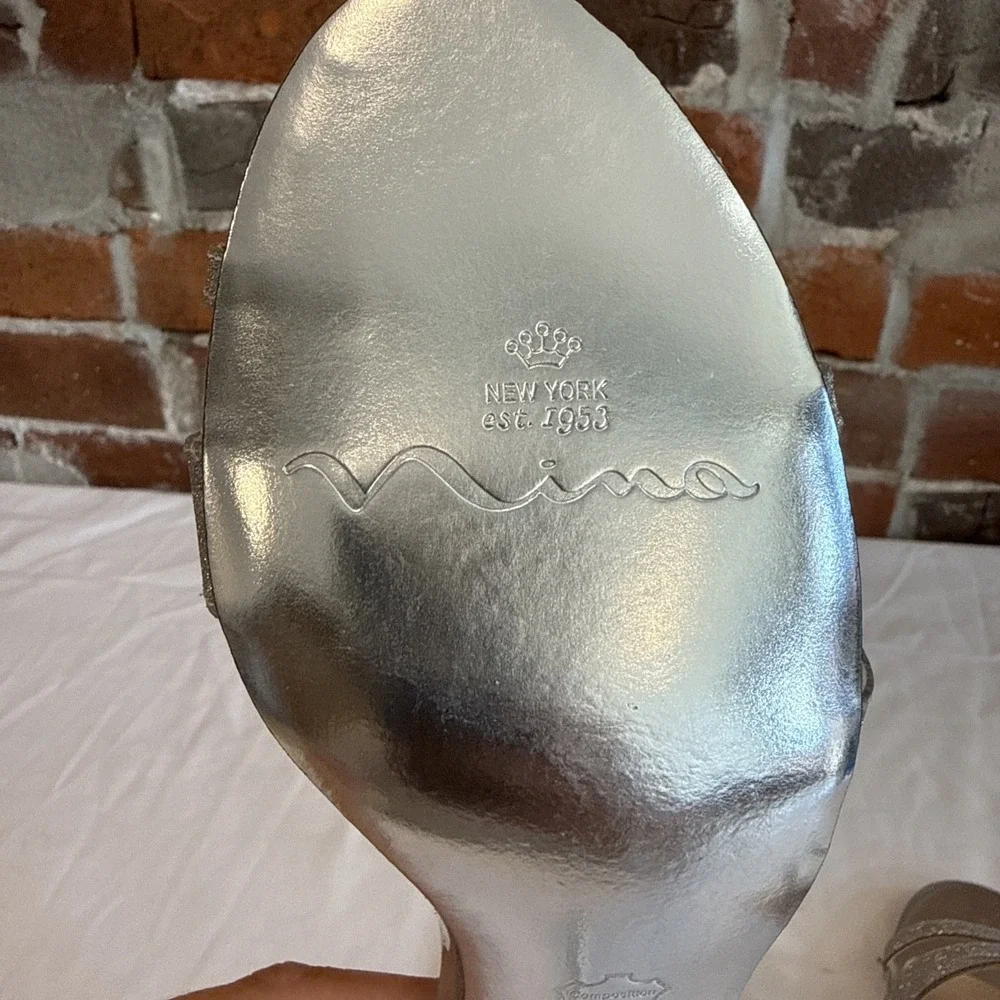 Y2K Silver Nina Heels Size 8.5 Glitter Slingback Sandals, Strappy Glam Look New